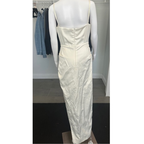 House of CB - FLORA IVORY SATIN CORSET DRESS Midi - Picture 6 of 15